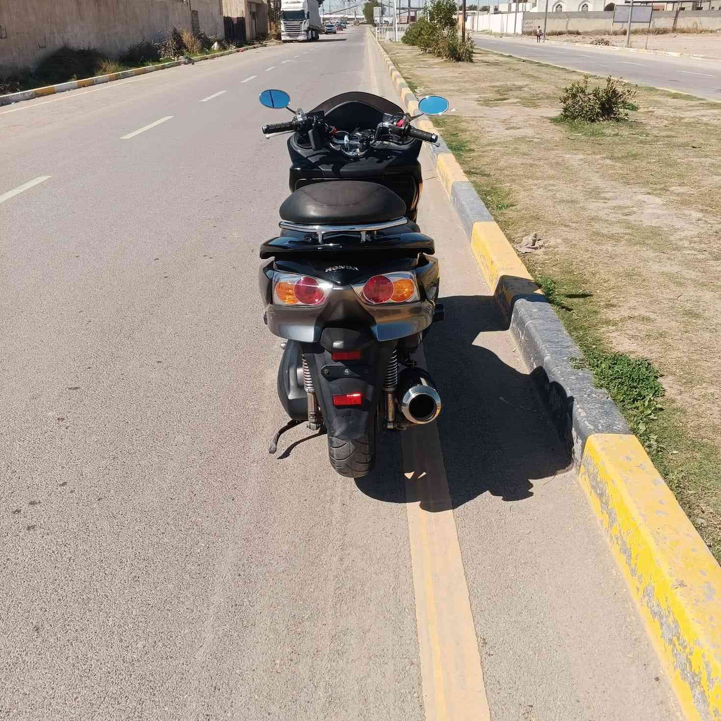 سلام عليكم  دراجه  فورزه 0 10 مواصفات اربع تحويلات تدفئه باليدات منظومه زنونو دراجه كفاله عامه سعرها مناسب واللي عنده مراوس الرقم بي وتساب ***********
