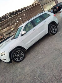 شيروكي V6 ٣٦٠٠ • ٤x٤ • موديل ٢٠١٤