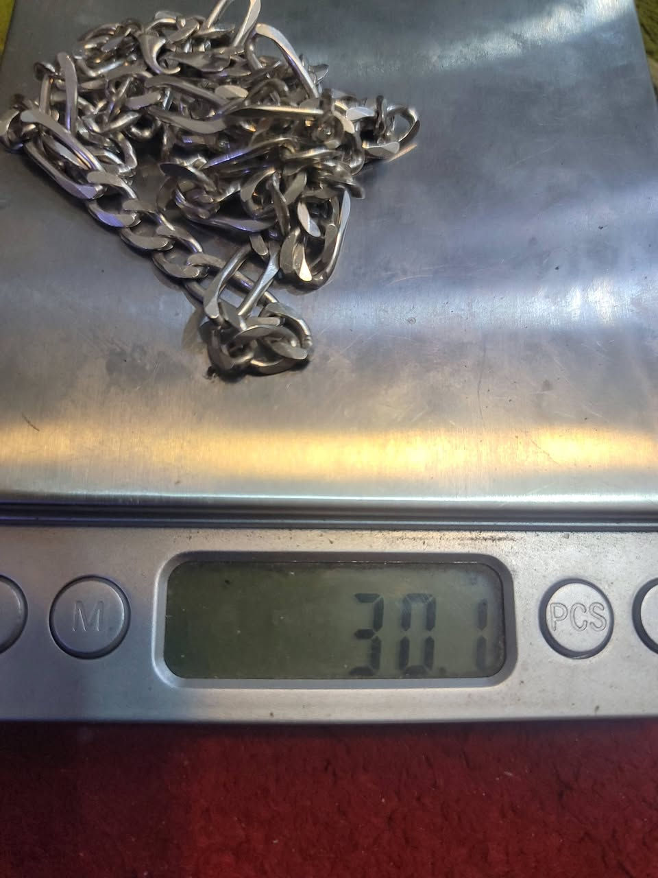 زنجيل فضه 925 جديد
وزن 30غرام
سعره 100قفل بدون عمله 
مكاني بغداد


**إذا كنت صاحب هذا الإعلان وتريد حذفه لأي سبب، رجاءا أرسل رسالة إلى الدعم الفني**