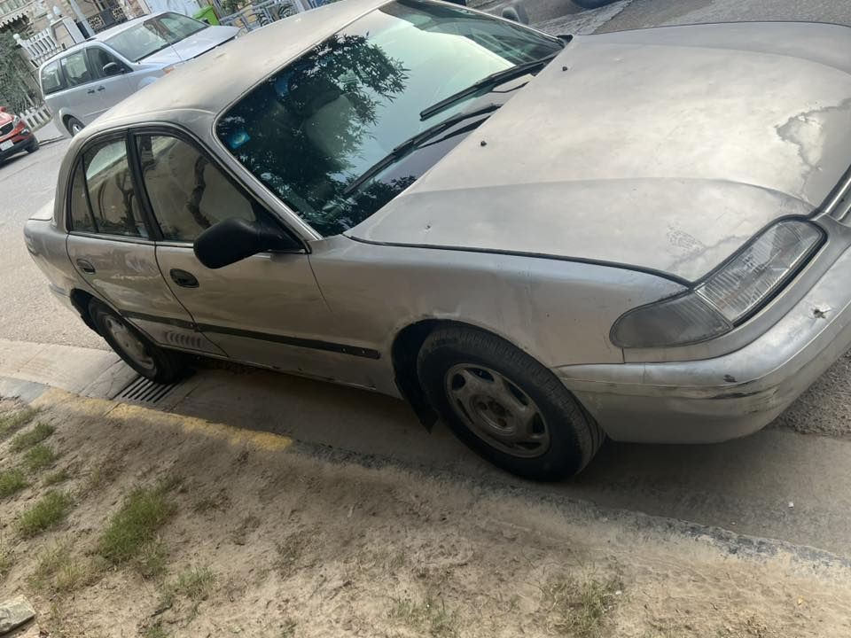 سوناتا 1995 كير ومحرك مكفولات تبريد شغال محرك 1800سيارة كير اوتو وعنوانها بشعب بوب الشام ‭
 اني مكلف بلنشر ‬ ‭0773 681 5804‬
