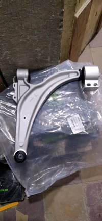 قطع غيار نيسان • نيسان سني • نيسان سنترا