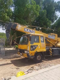 كرين كاتو • للبيع