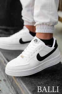 ماكس • أحذية