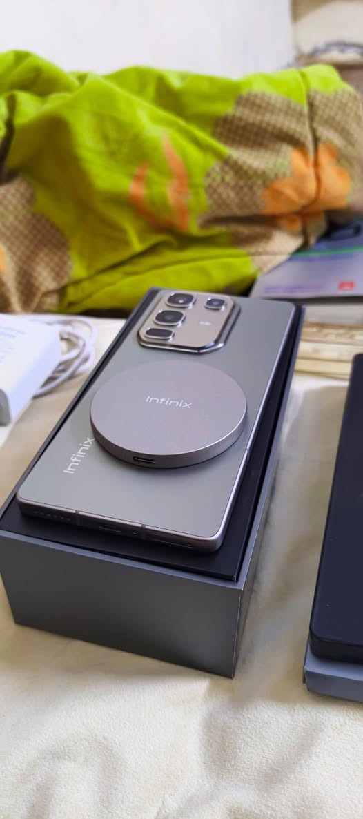 السلام عليكم
تلفون انفنكس نوت 50برو 
استخدام شهر ونص فقط 
جهاز جديد وزلغ مابي يشهد الله ورسوله
سبب البيع ابو الآجار وكفلي بالباب 
ألف الحمد لله والشكر على كل حال 
سعرة 250الف


**إذا كنت صاحب هذا الإعلان وتريد حذفه لأي سبب، رجاءا أرسل رسالة إلى الدعم الفني**