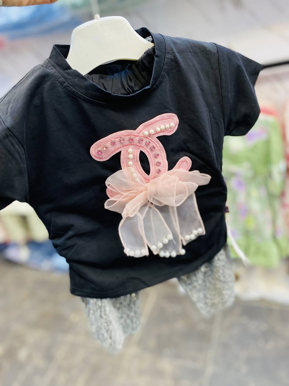 اللهم صلي على محمد وآل محمد 
تم افتتاح ازياء فراولة للأطفال 
ملابس حلوه وأسعاره مناسبه 
العنوان شارع البلديه مقابل دكتور جعفر وفي


**إذا كنت صاحب هذا الإعلان وتريد حذفه لأي سبب، رجاءا أرسل رسالة إلى الدعم الفني**