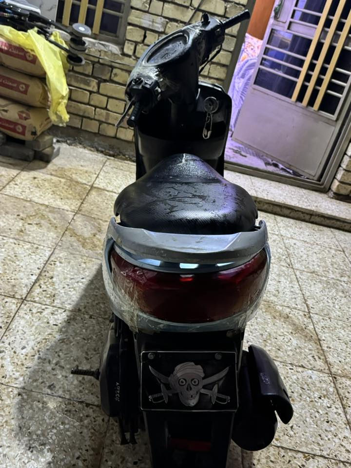 بريز مكفوله. من عطل. والتصليح. شرط   ماداخله فيتر. لايت شغال هورن أشاير.  شغلات. نقصها باتري. فقط. سلف واكف ع باتري.   عندو واحد.   عنوان بغداد العبيدي. س٣٥٠   ***********
