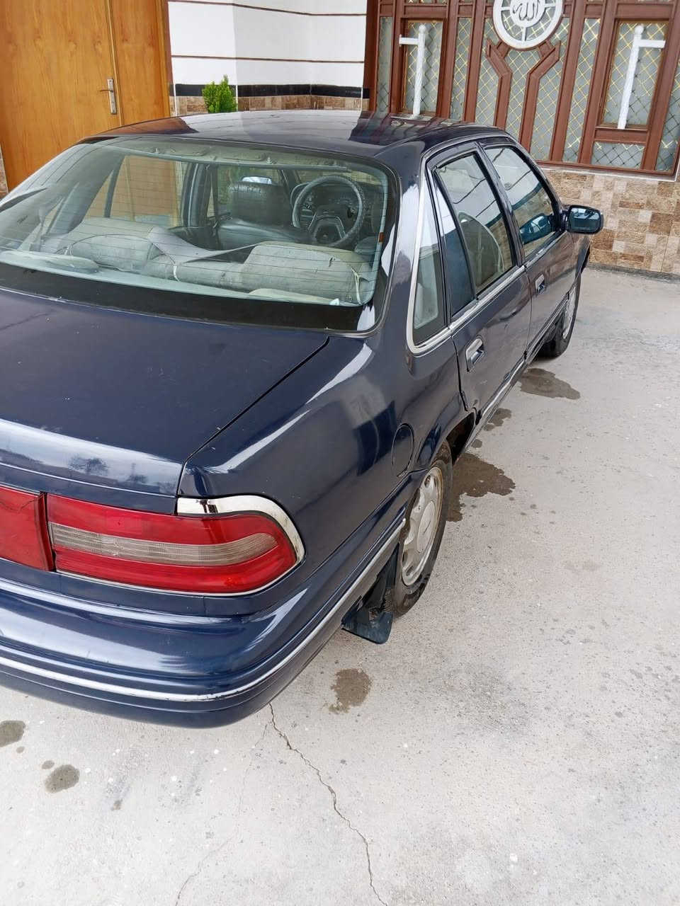 دايو برنس موديل 91رقم واسط سنويه لل 2028 كير اوتماتيك شاده قبل سبوع مكينه كفاله من التنقيص  تخم تاير جديد ضفيرن وعقل هم جدد السياره مصبوغه عام للجماليه مكان السياره واسط الزبيديه الشارع العام السعر 31    ,_. ***********
