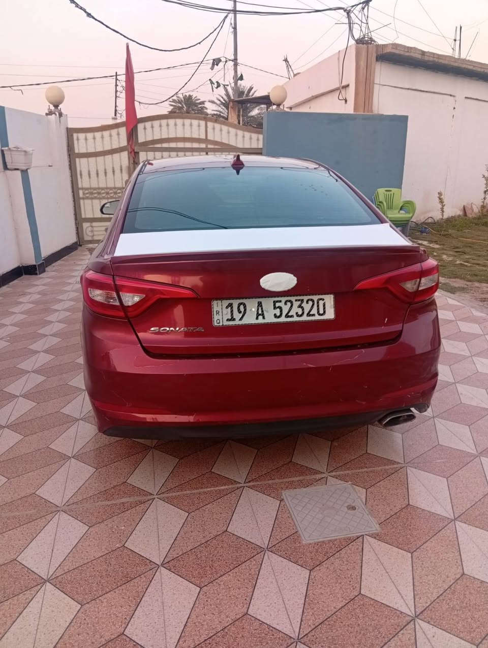 سلام عليكم سياره للبيع سوناتا موديل 2015 السعر 115 او بيه مجال الشراي يتصل ***********
