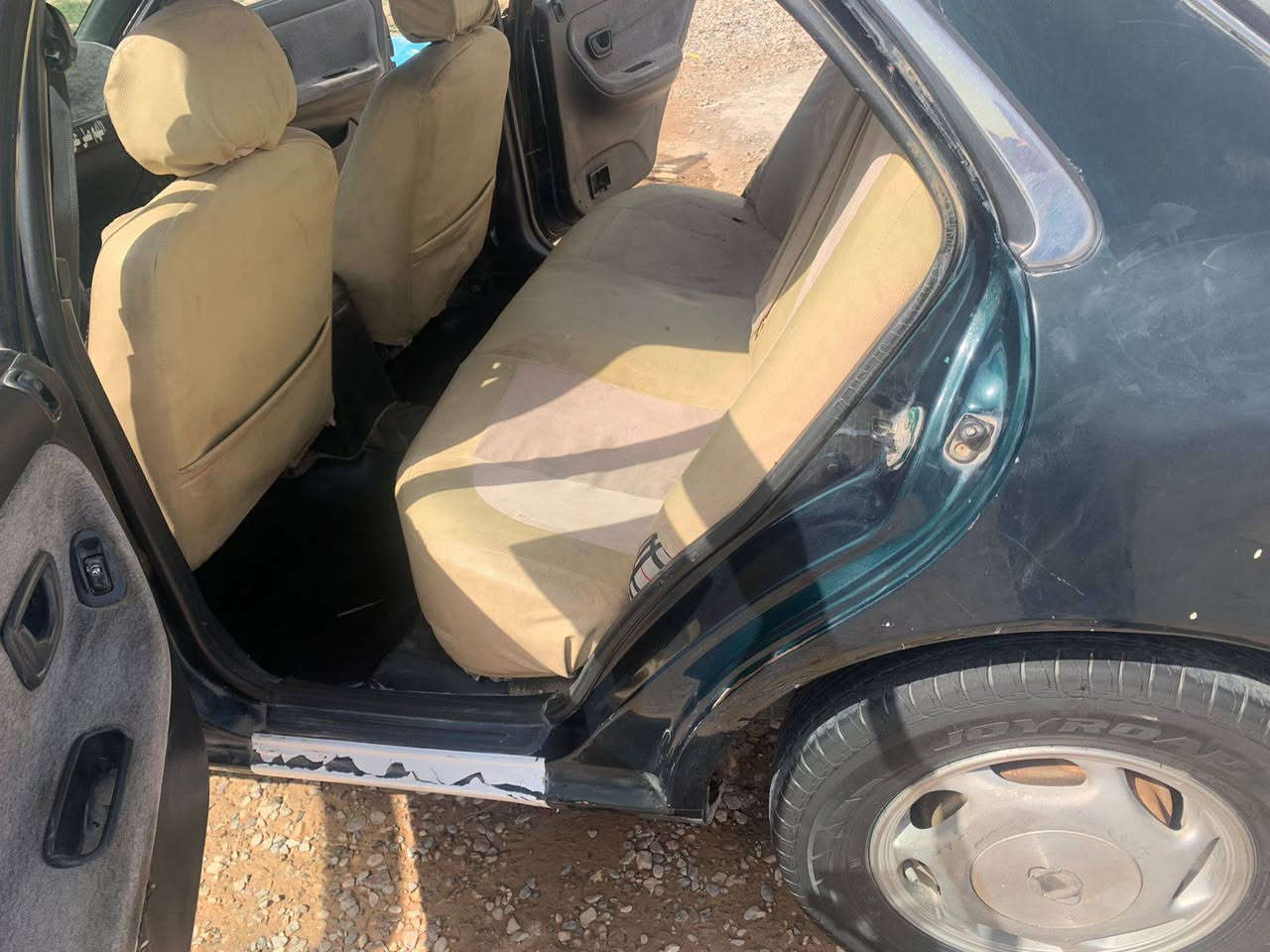 السلام عليكم سوناتا تو للبيع موديل 94 كير جديد صدر امامي جديد داخلها نضيف كلش كهربائيات كامله بلاد تدفة نار تبريد كامل بس ما مربوط ماعرف شبيه مكينه بيها بخار بس ماتنقص ولاقطره شرط سنوية لنهاية 26
سعر 37 وبيها مجال 
رقمي ***********
