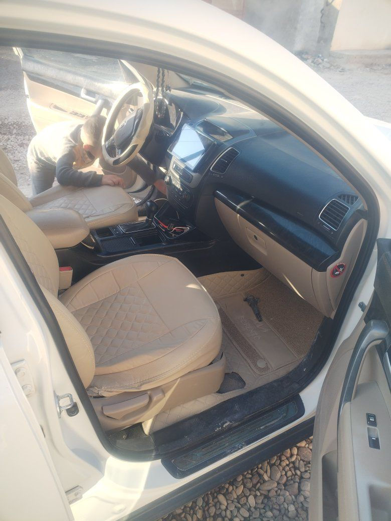 السلام عليكم سورنتو مديل 14السياره 6 سلندر سبعه راكب السياره فول عدا الفتحه السنونار مرفق معه الصور رقم صلاح الدين العنوان سامراء تحويل مباشر اي استفسار هاذا رقمي خابر وتدلل ***********
