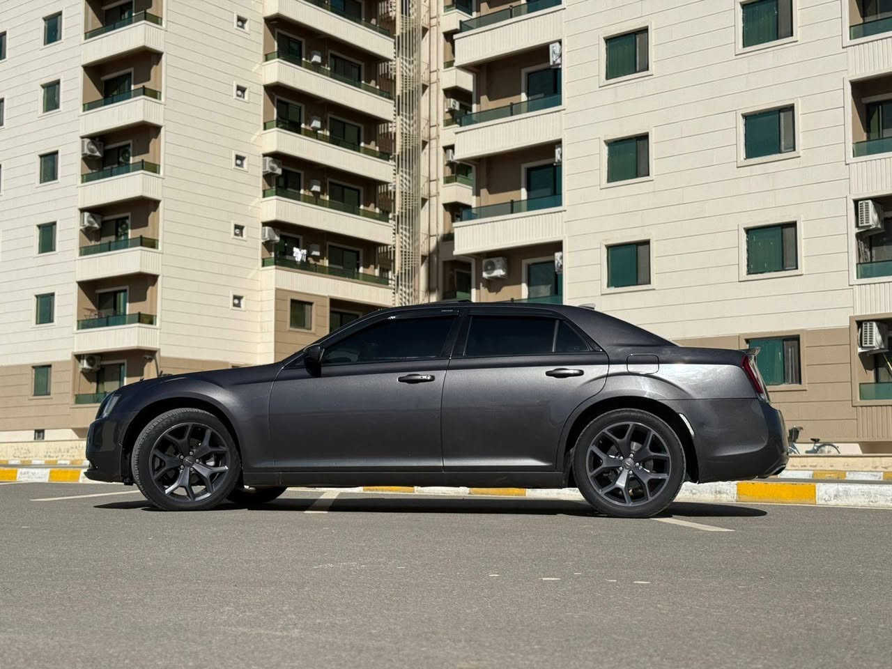 كراسيلر C300 (اوباما) موديل 2016 فئة S
كلين تايتل اللون فيراني 
عداد المسافة 103.000 ميل 
رقم بغداد انكليزي بأسمي 
هزة جديدة 
سقف بانورما +دمام بالصندوق+شفتات بالستيرن+كشنات سايق ونفر كهربائي كامل مع تدفئة بالكشنات (كامل المواصفات)
جاهزة من كل النواحي شرط الفحص

🛑 السعر سوي تعليق يصل مباشرة 🤖 

مكاني الموصل 

رقم صاحب السيارة 
***********8 للتواصل
