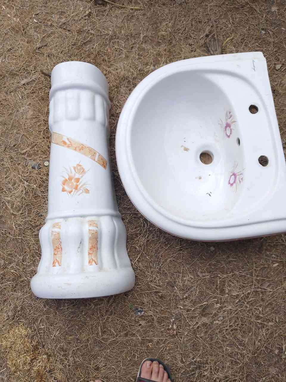 عندي هاي المغسلة
 أريدها ب 15 الف نهايته
مكاني حي العروبة


**إذا كنت صاحب هذا الإعلان وتريد حذفه لأي سبب، رجاءا أرسل رسالة إلى الدعم الفني**