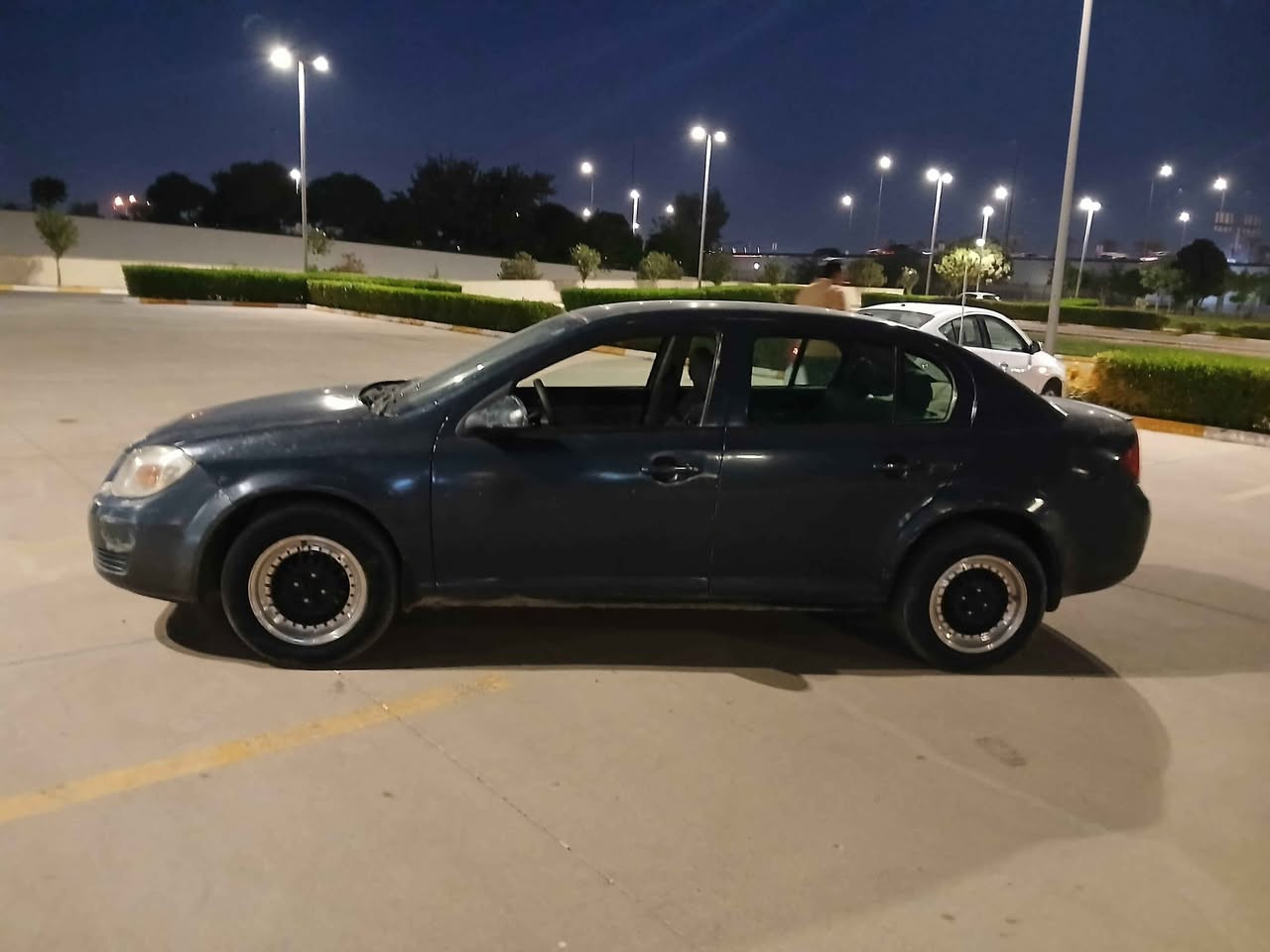 السلام عليكم شوفرليت كوبلت 2008 سياره بلاديه ماكينه كير مكوفوللت  باتري جديد سيار بلاديه مكاني أربيل رقم انجليزي أربيل هذا رقمي  *********** 
 سعر 51 بيع مجال بسيط أربيل, العراق
