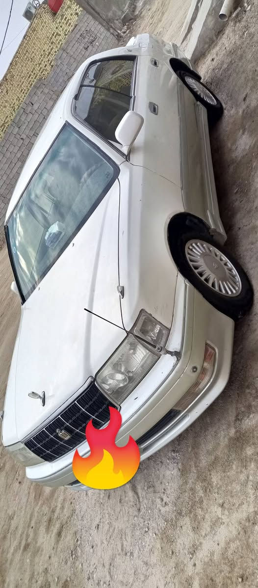 سلام عليكم راس الثور موديل98  سياره بسمي رقم انكليزي تحويل ثاني يوم  جاهزة نقص  تبريد تخم تاير جديد حداديه 100% كهربائية جاهزة داخل حلوه كير ومكينه مكفوله ترايك وين ما تريد مكفوله من الكص ولعيب الشرعي ونقل جثه واصوليات مكفوله السعر 58  الستفسار الرقم ***********
