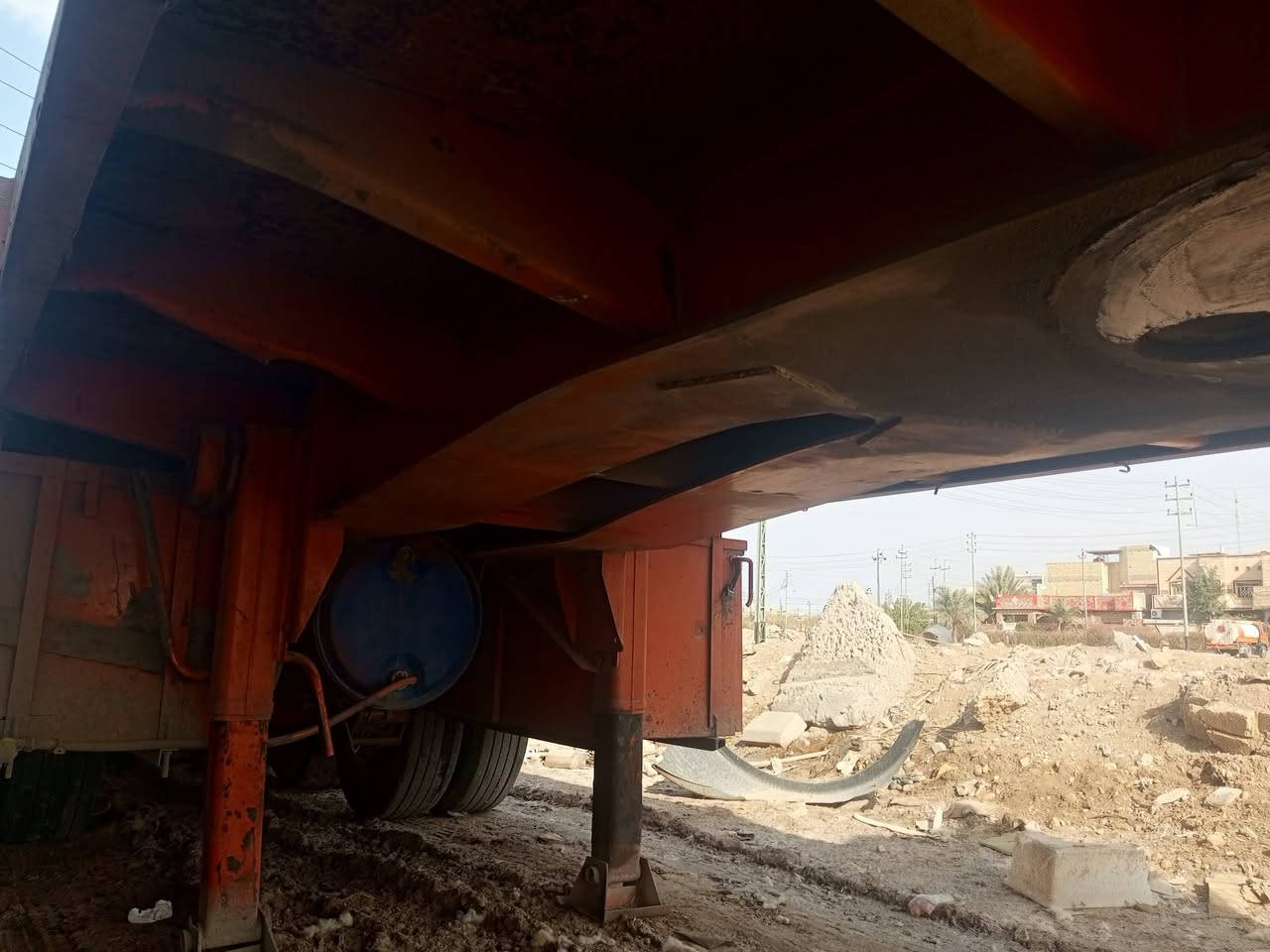 عربانة عمل بغداد شاصي 16 دناكير 14 طول 12ونص تخم تاير عربانة جاهزة بلشغل ومكفولة مكان العمارة ***********
