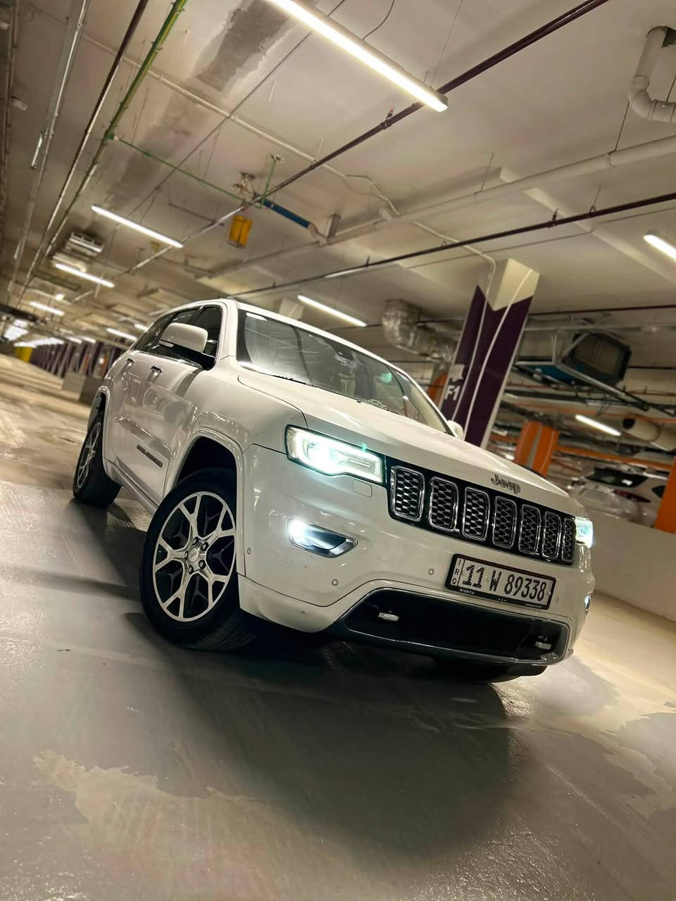 جيب ‏2019  Overland
فول  فول مواصفات 

مكفوله خليجي ما عدا شويه بارد وموجودة صور السونار 

رقم بغداد بأسمي وتحويل ثاني يوم

موديل2019

المحرك : V6.  3.6L . 

المواصفات :

* دفع رباعي 4x4 . جكات

*المرايات الجانبية شفط وقلاب وتعتيم

* تحذير النقطة عمياء ⚠ .

* ويل قياس 20 انج .

* سقف بانوراما . 

* شاشه كبيرة. 

* نظام الخرائط (GPS) .

* ستيرن كهربائي . 

* المصابيح الأمامية زنون .

* كشافات الضباب زنون .     

* تشغيل عن بعد .

* صندوق كهربائي ..

* حفظ وضعيات الجلوس (ميموري) . 

* المقاعد الأمامية كهربائية .

* المقاعد الأمامية تبريد وتدفئة .

* المقاعد الخلفية تدفئة .. 

* حساسات أمامية . 

* حساسات خلفية . 

* كاميرا خلفية .

* تدفئة ستيرن . 

* بخاخ ماء على المصابيح الامامي..

داخل بيجي

ماشيه 100 الف

مكان السيارة بغداد السيدية

رقم صاحب سيارة ***********
