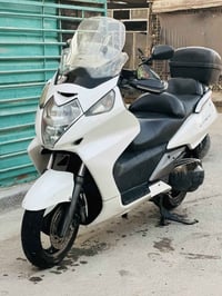 سلفر ونج 400 أوبر لايت زنون نظيفه اي نقص مابيه أوراق كامله السعر 11 ال...