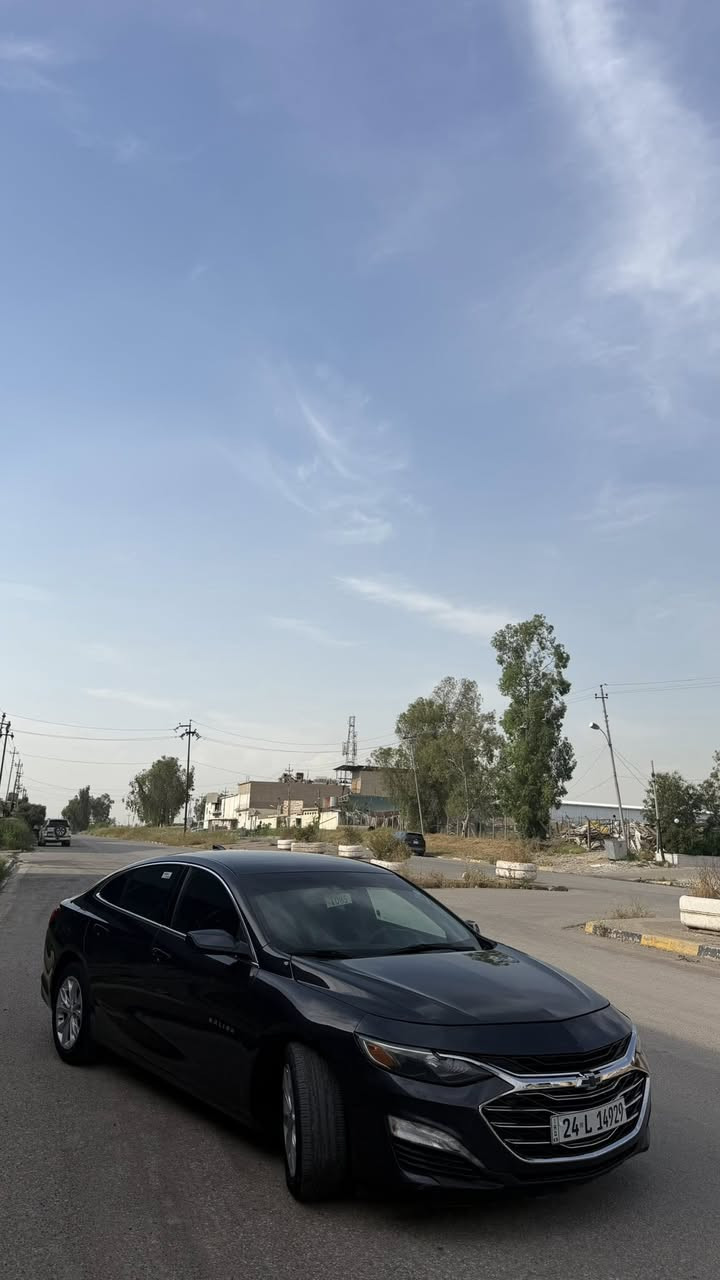 السلام عليكم
Chevrolet Malibu LT 2023
بصمه . تحكات . هندبريك بصمه . كشن كهرب . وبقيه المواصفات المعروفه 
سياره ماشيه 44.ml 
مكينه كير تبريد بشرط 
سياره جاهزه على 24 حبه 
رقم دهوك 
سعرها مناسب  117$ وبيها مجال كلش بسيط 
سياره قطعه صبغ 
ترهم مراوس وبيع 
للتواصل 
7717084504
