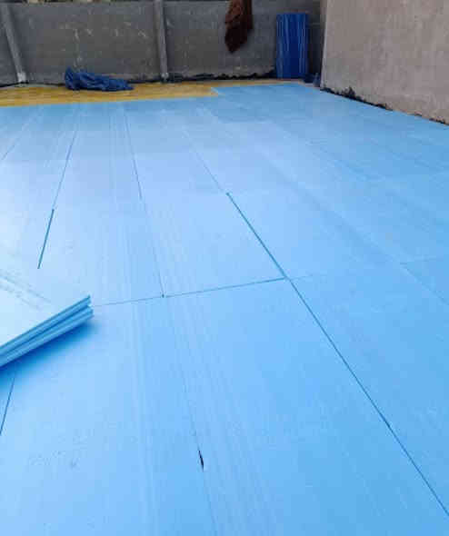 #تطبيك_شتايكـــــر
المتر 21آلف معة فوم 5 سانتيم 
المتر 18 آلف معة فوم 3 سانتيم 
المتر 17آلف معة فلين ابيض 3 سانتيم 
المتر 16آلف بدون فلين وفوم 
قلع القديم وإعادة المتر24
المتر أعادة وكوي ماستك  3 آلاف
نعمل بجميع  السطوح مدارس دوائر دوله 
دور سكنيه 
نعمل في محافظات بابل +كربلاء +بغداد 
+نجف/ #كل_أعمالنا_على_الفحص 
الاستفسار مراسلة الصفحة 
او المراسله على #الواتساب *********** 
***********
