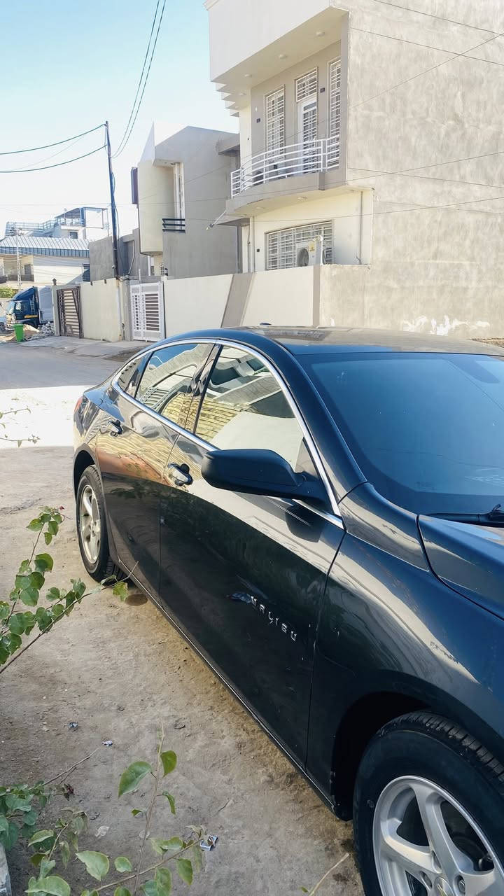 سلام عليكم ماليبو 2018 موصفات LT سياره حلوه صور حادثه موجوده بلمنشور  تخم تاير جديده  باقي تفاصيل ***********  سعره 100 وبيها مجال سياره حلوه وجاهزه
