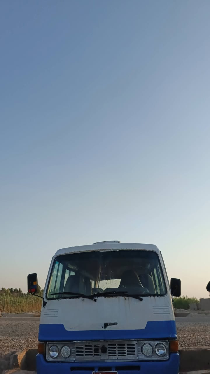 سلام عليكم كوستر للبيع كير ومحرك بنگو لا تنقيص ولاتبخير تايرات زينات *********** للتواصل كهربائيات كلهه شغاله اشاير تشتغل دبل اشاره فول
