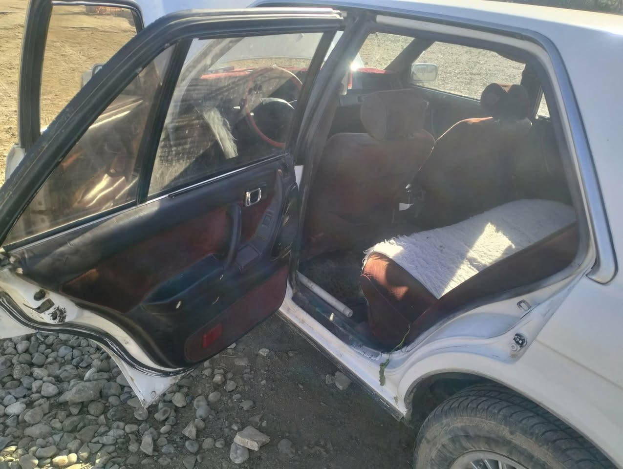 كراون سيدان مديل ١٩٩١ محرك أصلي كير عادي أصلي داخل ماروني تبريد مع السويج رقم صلاح الدين،،، إنا مكلف بالنشر الشراي إتصل على هذآ الرقم ***********
