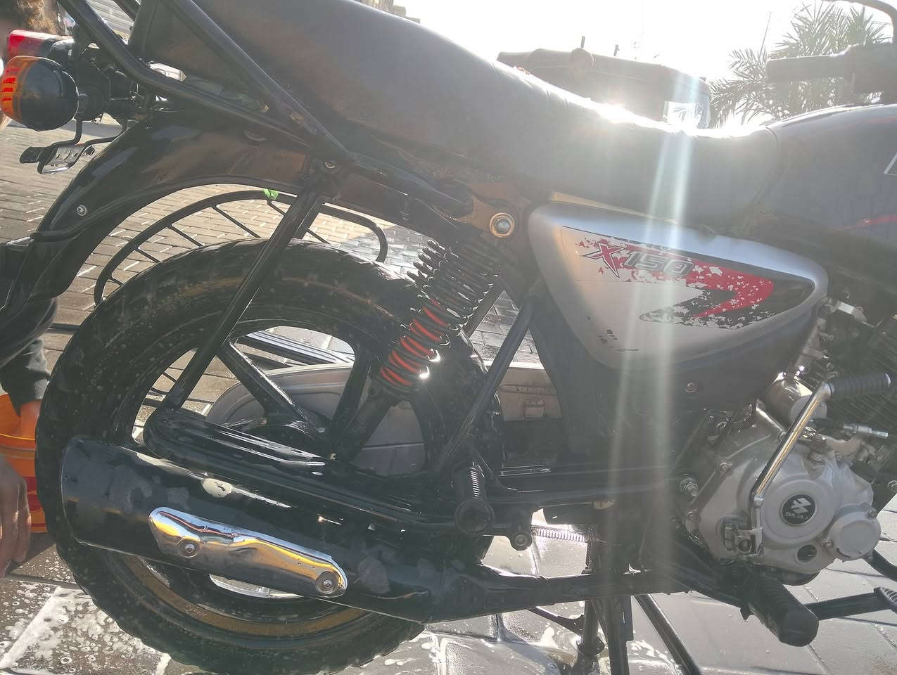 سلام عليكم بوكسر 23 ماشيه 13 الف لدراجه نتركت فتره مكينه برغي ما مفتوح بيهة ستخدام شخصي مكاني بغداد المدنية سعر 2450 رقم وسنويه بسمي ***********
