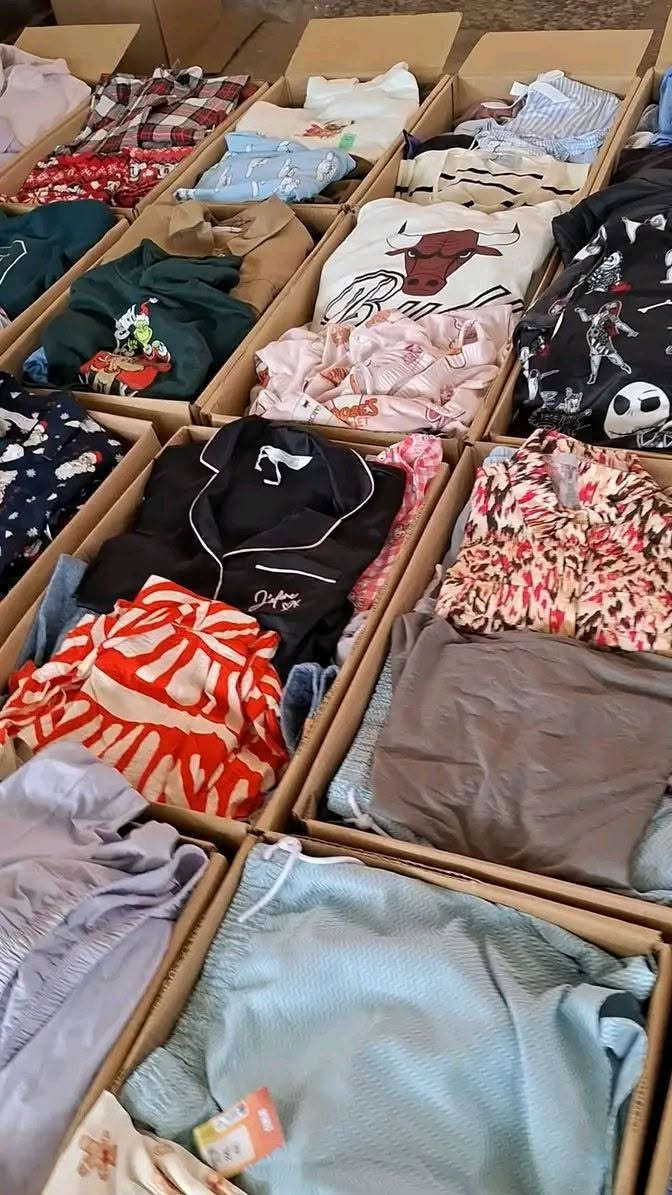 🇪🇸Disponemos de ropa inglesa de la marca Primark. Capacidad del palé: 250 kg. Nos encontramos en Elda, España. Los interesados pueden contactarnos por WhatsApp al +34 652 659 478.


**إذا كنت صاحب هذا الإعلان وتريد حذفه لأي سبب، رجاءا أرسل رسالة إلى الدعم الفني**