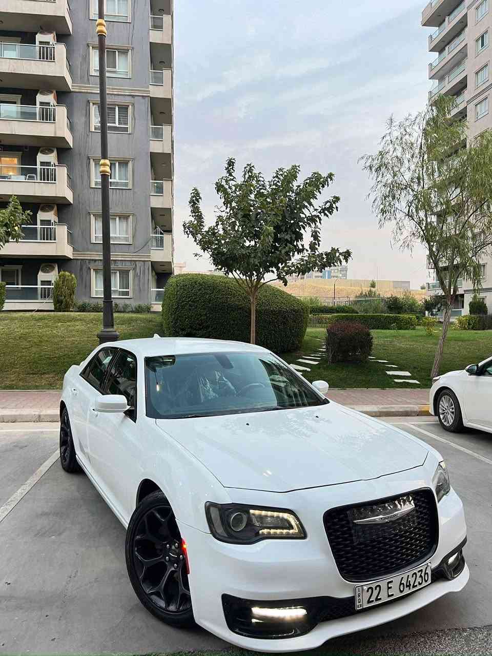 سلام عليكم وبامه 2019 ابيض رقم اربيل سنويه جديده سياره فول مواصفات عده الفتحه سياره تويل  ملاحضه السياره بيها تيزاب بل قماره وماصابغا مغلفه السياره بالكامل مبدل ويل مكسيكي 18السعر 230 وبيها مجال رقم الهاتف (***********)المو شراي ليعلق
