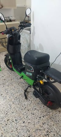 ار ٩ • دراجة كهربائية • بلدروز