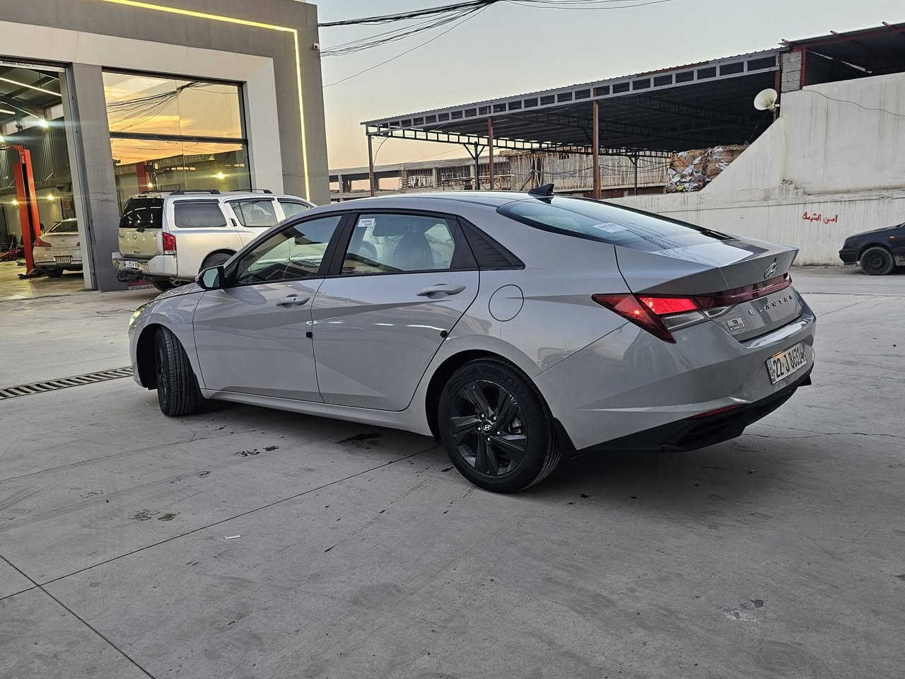 السلام عليكم 
للبيع السعر مناسب 137 
النترا 2021 🇺🇸🇺🇸
ماشية 49 الف 
محرك ٢٠٠٠ دوش 
فول عدا الفتحة 
كشنات تدفئة 
شاشه كبيره 
ابل كار بلي 
حساسات 
بصمة تشغيل ابواب
تشغيل عن بعد 
ويلكب ١٧ 
صدر حدادية كلها جديدة 
گير ومحرك مكفول شرط
تخم تايرات قبل اسبوعين شادهن

بيها قطعتين صبغ جاملغ النفر + البوند بدوون دواخل بدون ايرباك شررط 
بيها قطعتين كلير من امريكا 

رقم التلفون ☎️☎️
***********
