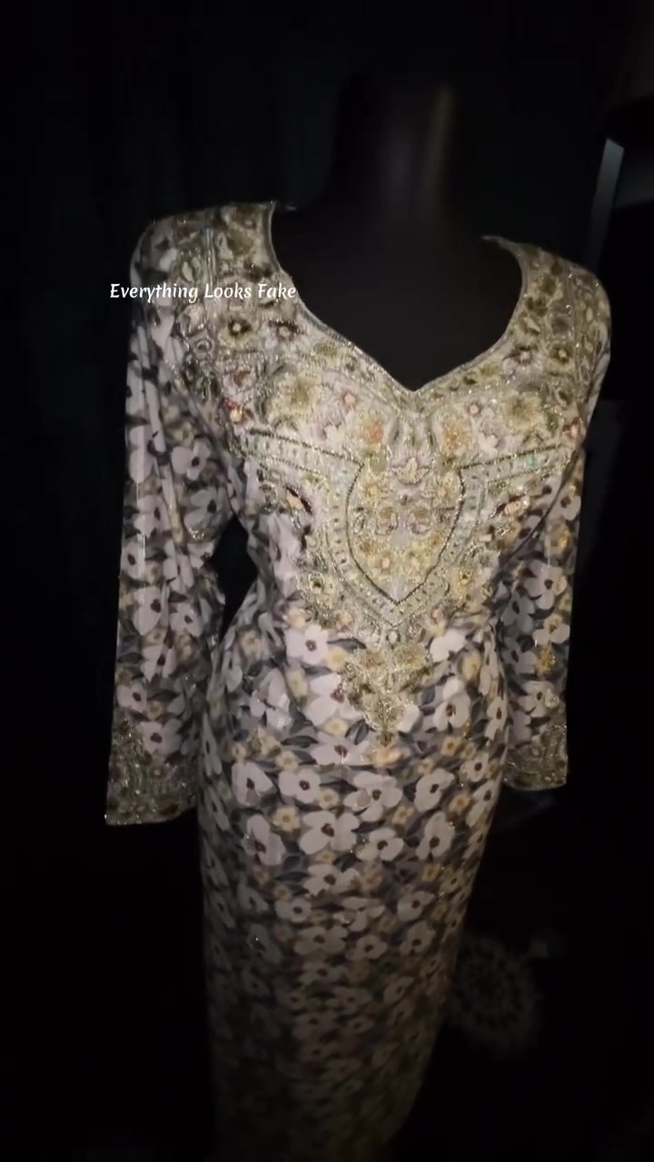 مرحبا عندي مجموعه مخاور وعبي بالة خليجي اخو الجديد وباسعار مناسبه اريد ابيعهم كلهم يفيد اهل مشاريع الصغيره وعندي ستاندات محل للبيع


**إذا كنت صاحب هذا الإعلان وتريد حذفه لأي سبب، رجاءا أرسل رسالة إلى الدعم الفني**