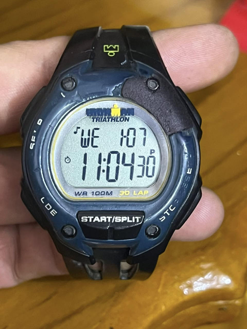 4 قطع تايمكس كل قطعه بسعرها بغداد يوجد توصيل ***********
