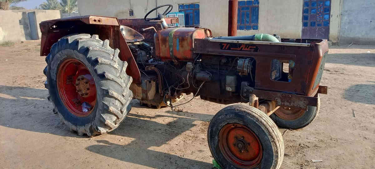 عنتر البيع مديل90 كير محرك باور هودروليك مكفولات مكان شوملي سعر 3مليون وبيه مجال ***********
