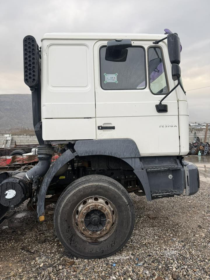 مان للبیع
مۆدیل 2001
ئارمی پلاسیتیک سلیمانی
گێر و مەکینە و ئەکسلی بەشەرت
شەننسی بە شەرت
مەجموعەی جی اف ربع
تاقم تایە لۆک
***********
