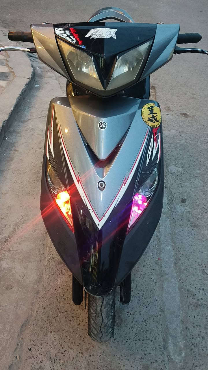 السلام عليكم ثعلب للبيع كابريتر 
 مكان زيونه مكينه حلوه خرسه 
 للستفسار رقم الهاتف ***********
سعر 500 الاف
مراوس
