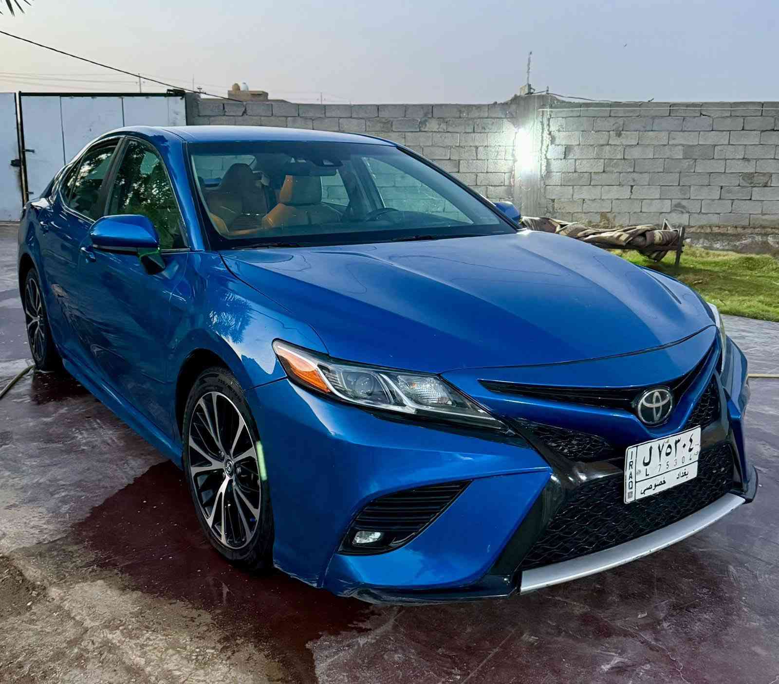 Se
كامري ٢٠١٨

مواصفات معروفه 
السياره جاهزة من كلشي كير مكينة حدادية تخم تاير تبريد
ماشية ٦٤ الف ميل
حادثها فقط البنيد صبغ 
وبيها بارد بالجاملغ الخلفي 
وبيها تكحيلات بسيطة اثر خدوش 
سنوية جديدة باسمي رقم بغداد  دولي جديد 

السعر ١٦٧ وبيها مجال 

***********
متواجد فيس و واتساب واتصال
