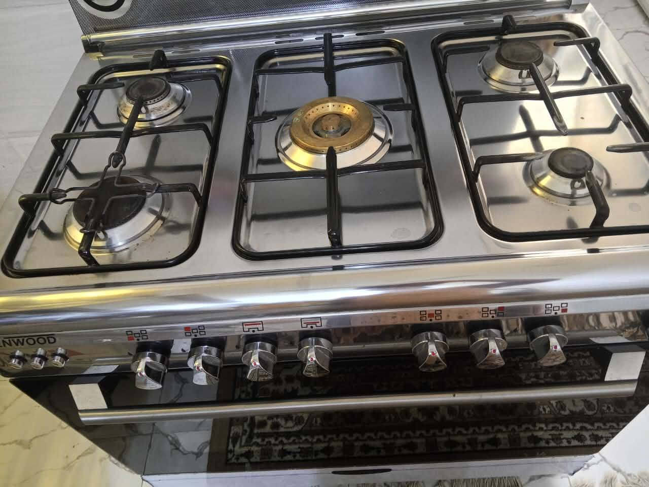 السلام عليكم مكلفه بل نشر طباخ جديد شركه كينود سعره 350 وبيه مجال


**إذا كنت صاحب هذا الإعلان وتريد حذفه لأي سبب، رجاءا أرسل رسالة إلى الدعم الفني**