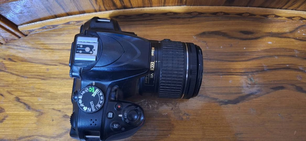 كامره البيع 450 الف وبيه مجال 
***********
