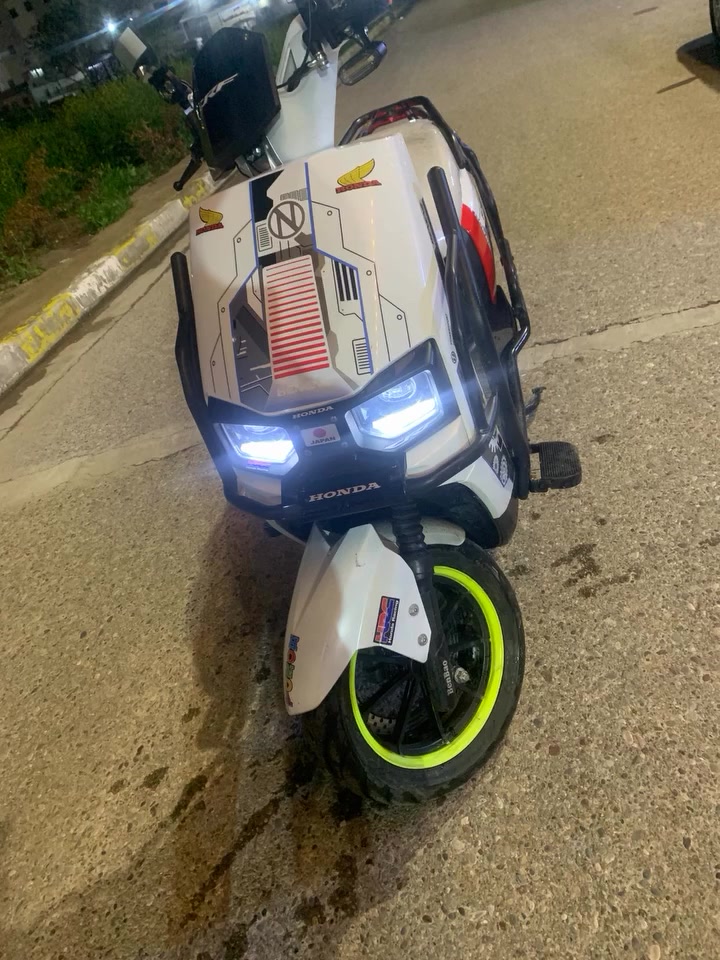 اجه نوع BENENG للمروس فقط
الموديل 2025

البطاريات 6 دبل مسطره 

التحويلات 1.2.3.4

السرعه 100

ملف جبير 2500

دراجه مدرعه بل كامل حمايه الكفرات 

تشغيل عن بعد 

جهاز إنذار السرقه 

صندوق خلفي  كبير 

كشن VIb سياحي مساحه تخزين كبيره 

شاحنه اصليه 

قفل ستيرن 

نضام ABS

نضام USB

مانع انزلاق 

شاشه تاب تعرض إلك عطل 

أطارت جوبلس 

بريكات دسكات 

لونها مميز 

تمشيك بل شحنه وحده ٨٠ كيلو وفوك

 

العنوان  موصل


**إذا كنت صاحب هذا الإعلان وتريد حذفه لأي سبب، رجاءا أرسل رسالة إلى الدعم الفني**