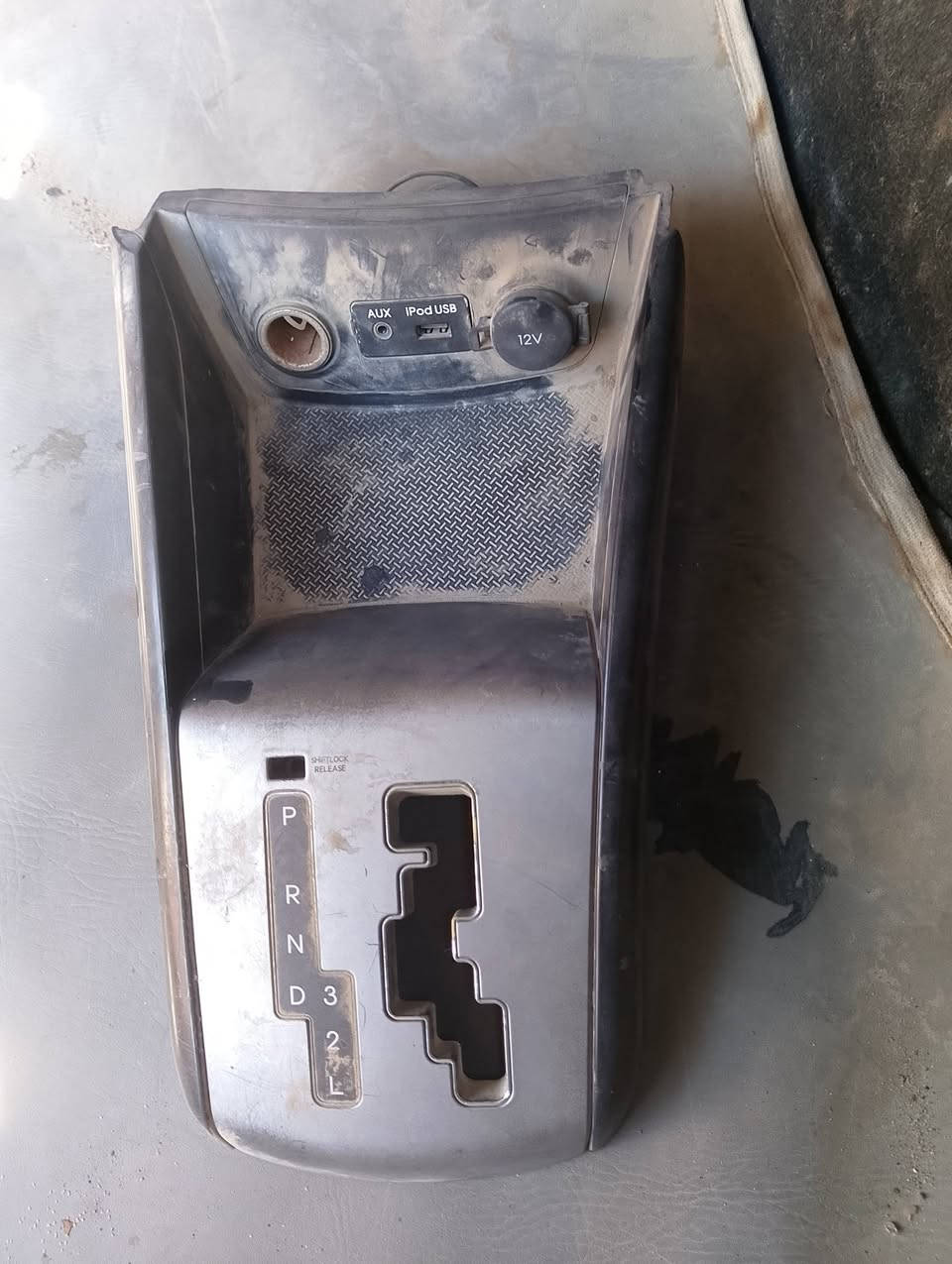 السلام عليكم  غراض النتره. قيم واخذ مكاني بغداد
***********
