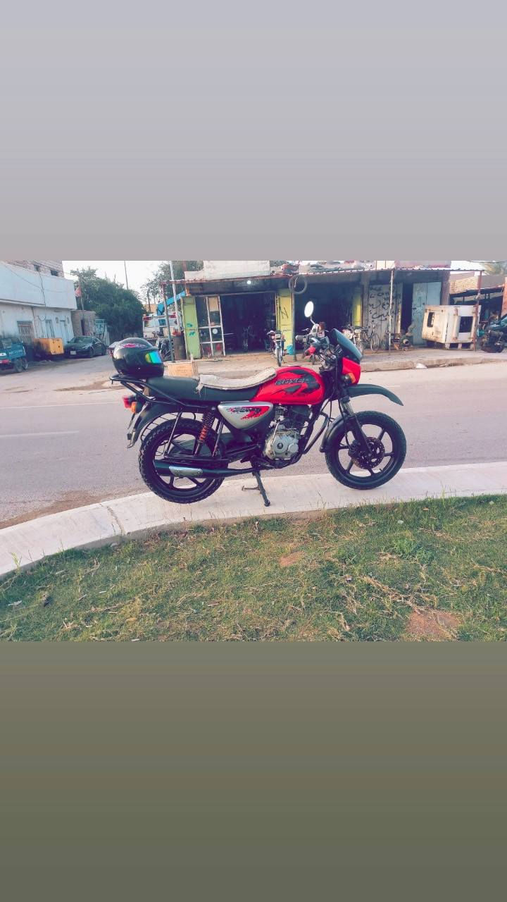 السلام عليكم دراجه بوكسر موديل 22 دراجه نظيفه خير من الله دراجه اوراق اصولي شركة  غبور   القلم  المصطفى سعر مليون و400 وبيه مجال للشراي دراجه خير من الله شلعه فول ، مكان بابل ناحيت الشوملي،  الشراي يتصل على الرقم***********،  غير متواجد ع الخاص
