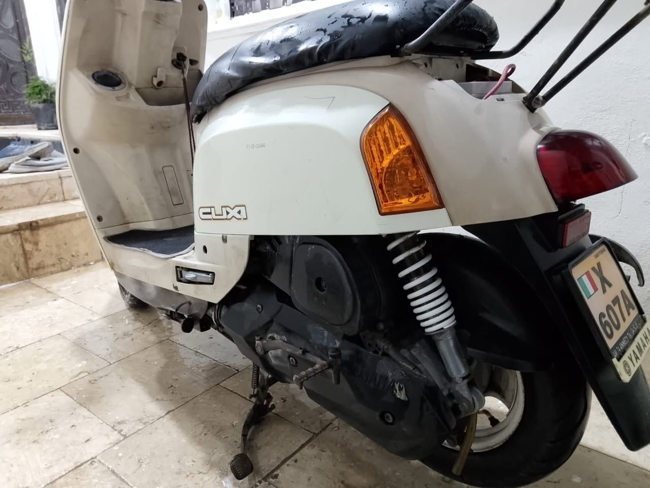 سلام عليكم. السعر 900 بيه مجال 

***********
