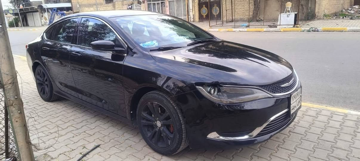 سلام عليكم C200/2017 مواصفاتة معروفة ميحتاج شرح
مكان سيارة بغداد بل حسينية 
سعر 98 
***********
الي مشر اصفر هذة صبغ 
شواصي سليمات
