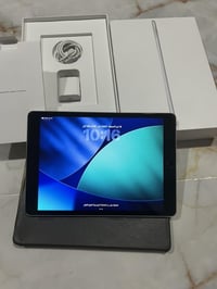 ايباد 9 (جيل التاسع) ذاكره 64 شخط مابي نضافته 100/100 اغراضه كله ويا  ...