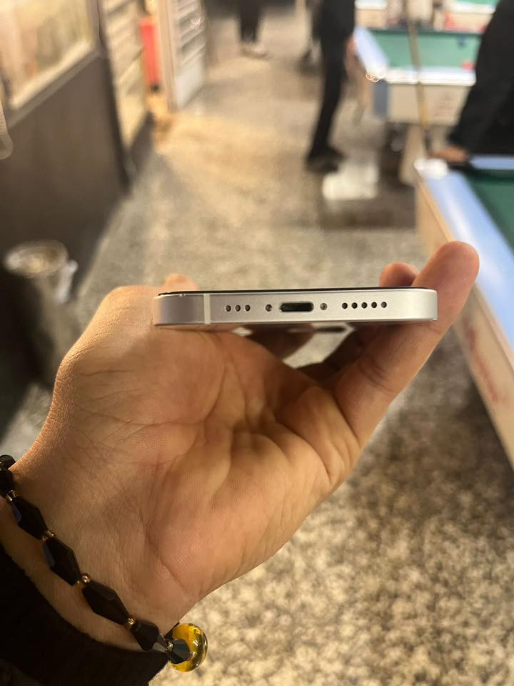 12عادي مامفتوح
نضافه 95 
سعر 350
مكان البياع
***********
