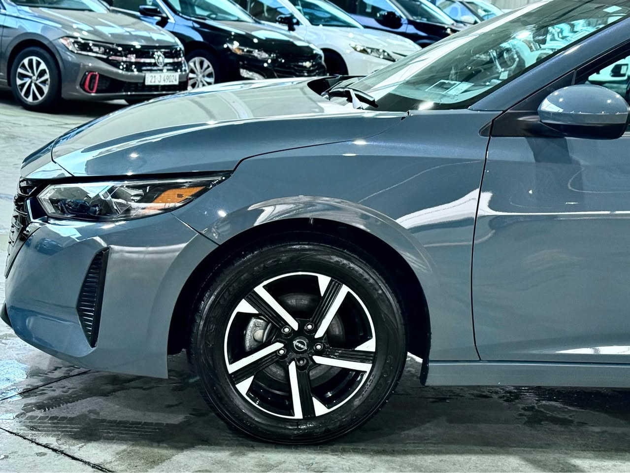 nissan sentra 2024 SV 
نيسان سێنترا ٢٠٢٤ 
مواسەفات SV
به س بونيت بوياخه به بێ ناوگرتن 
٣ مانگ کاتی لەگەڵە 
رەنگی چيمەنتۆی زۆر تایبەت 
شوێن // السلێمانی
بۆ زانیاری زیاتر پەیوەندی بکە
***********
*********** السليمانية, العراق
