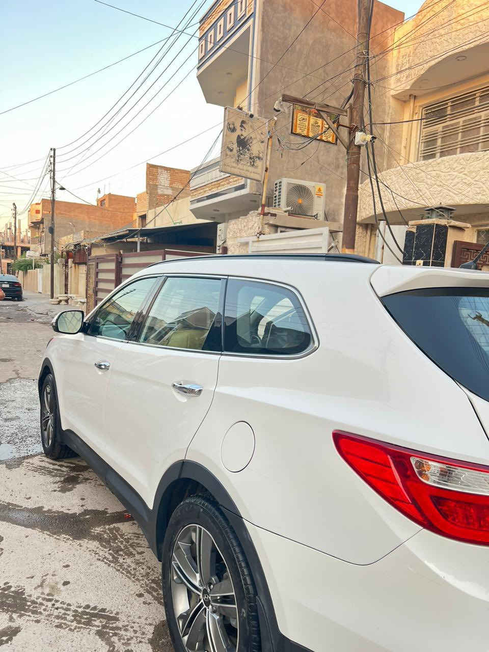 السلام عليكم
سنتافي كراند خليجي للبيع موديل 2014 
***********
