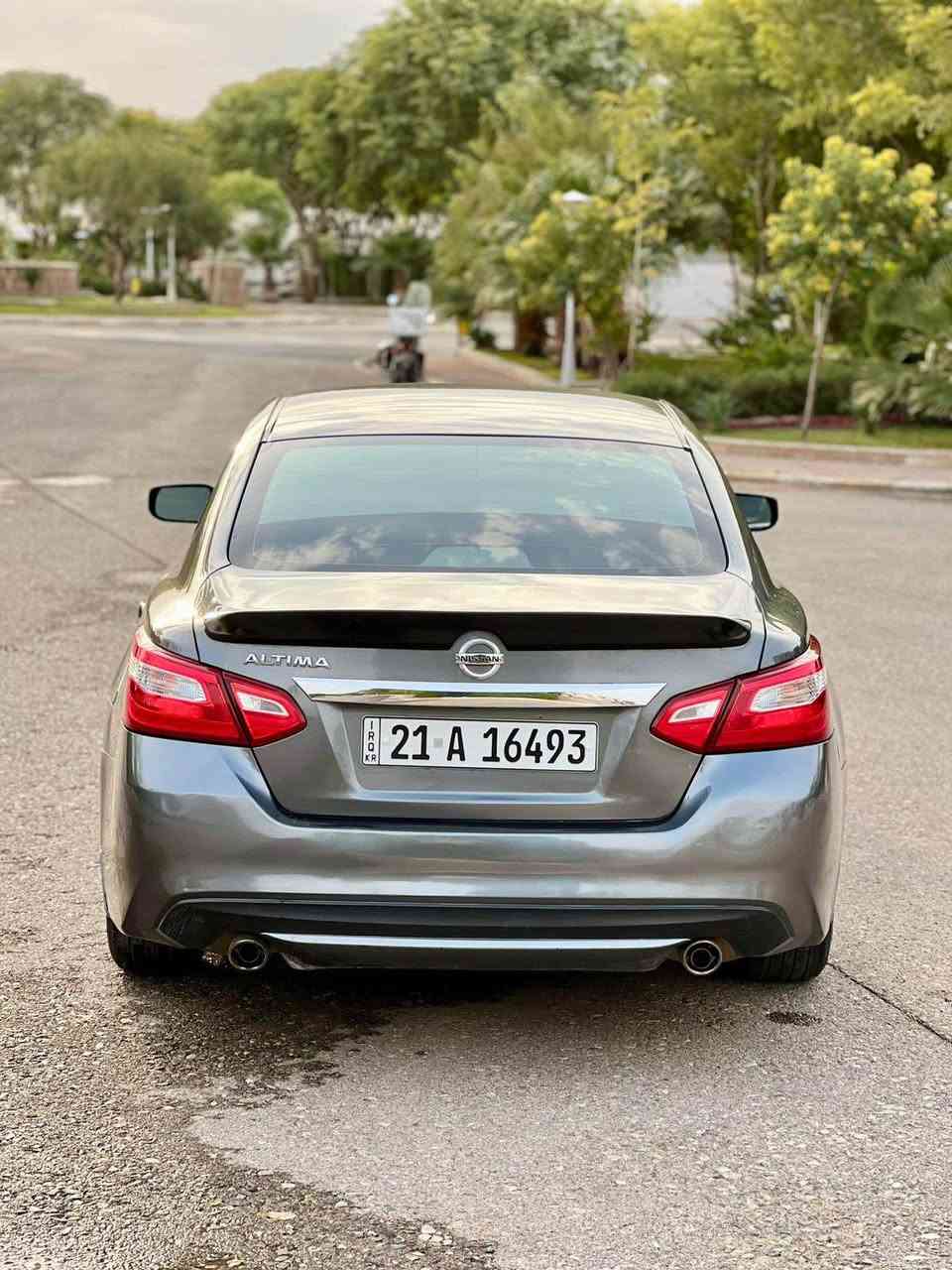 سلام عليكم 
للبيع والمراوسه 
نيسان التيما 
موديل 2017
مواصفات S
كامره 
شاشه
ماشيه 
كشن كهربائي 
سنويه و رقم جديد 
ضرر فقط جامرلغ وبنيد بدون اي دواخل 
مكان السيارة دياله خانقين 
*********** خناقين, ديالى
