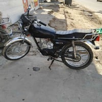 دراجه أربعه گيرالسعر375وبيه مجال 07751819315